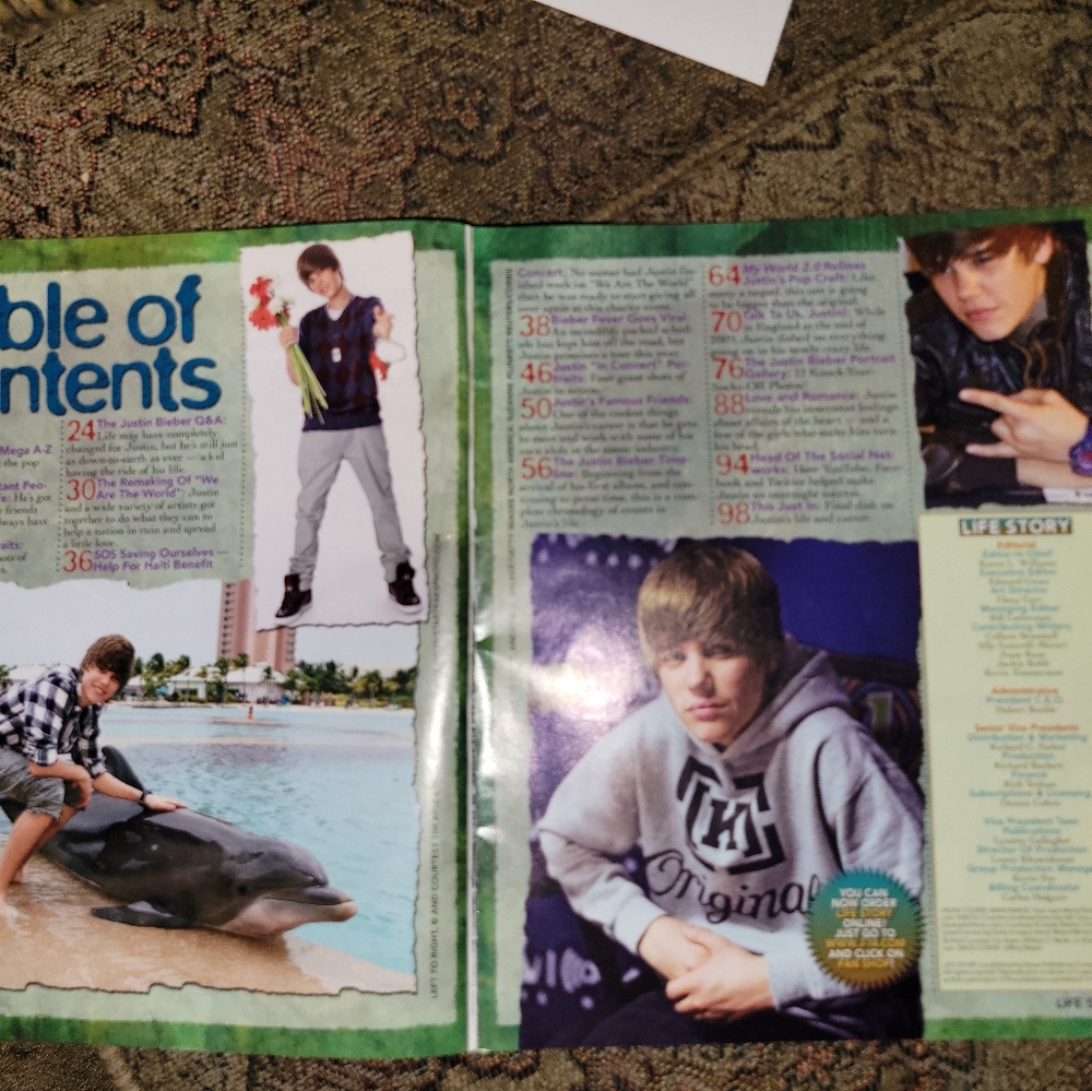 Justin Bieber Life Story-2 mags & 1 concert pictorial book (initialed by Justin) - Picture 4 of 14